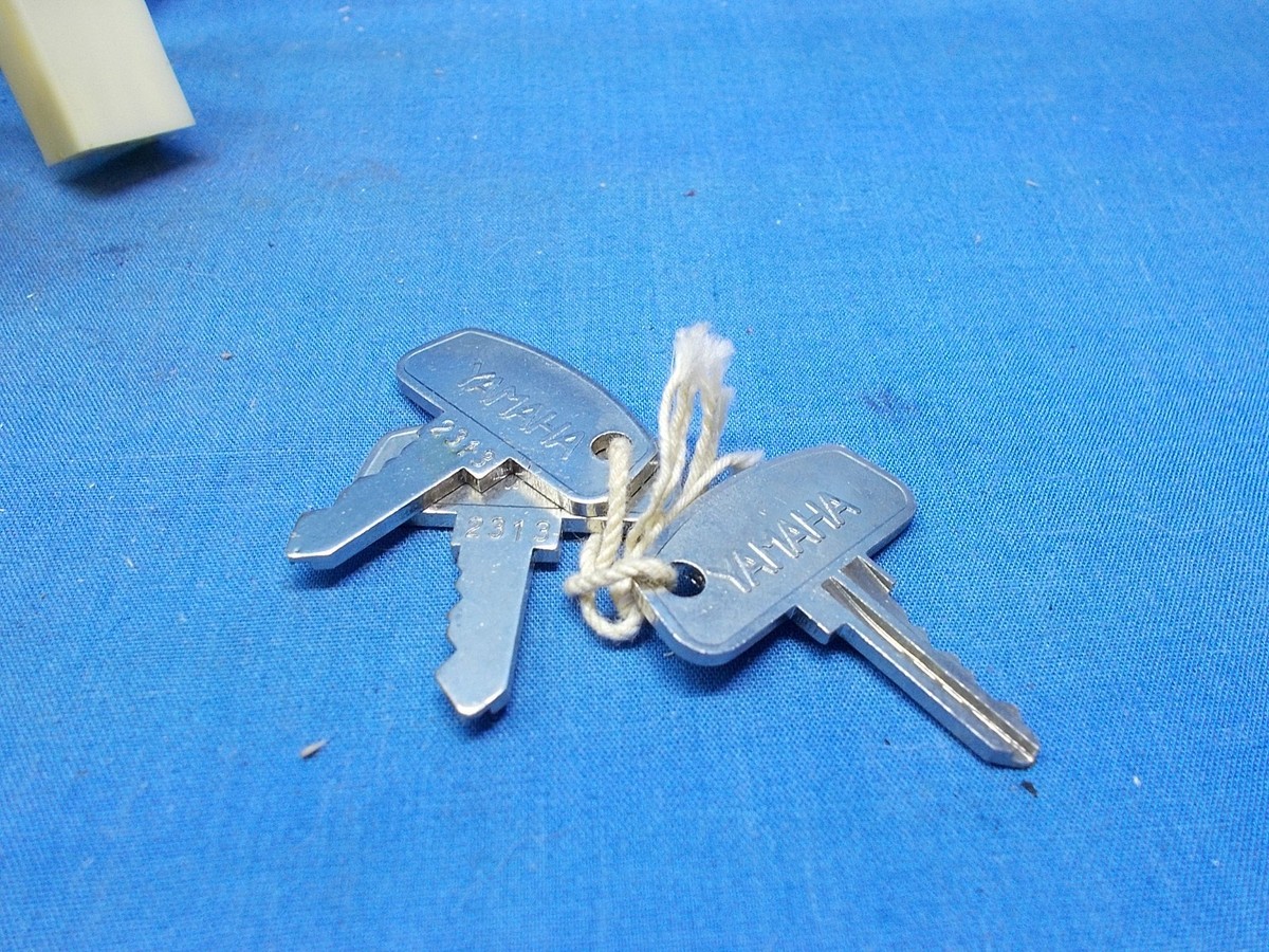 Yamaha 214-82508-20. OEM Main Switch w/Keys. Fits Yamaha DT1 CT1