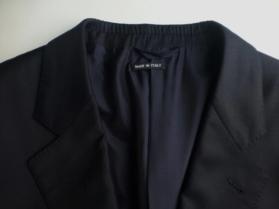 Giorgio Armani Suit 58L/48L Cashmere Black Label Excellent Condition Navy Blue - Image 2 of 4