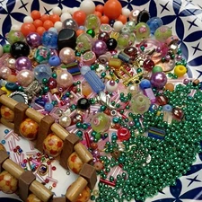 Super Fun Scoop Mix Bead Soup Jewelry Glass Acrylic Findings Etc..lot 15