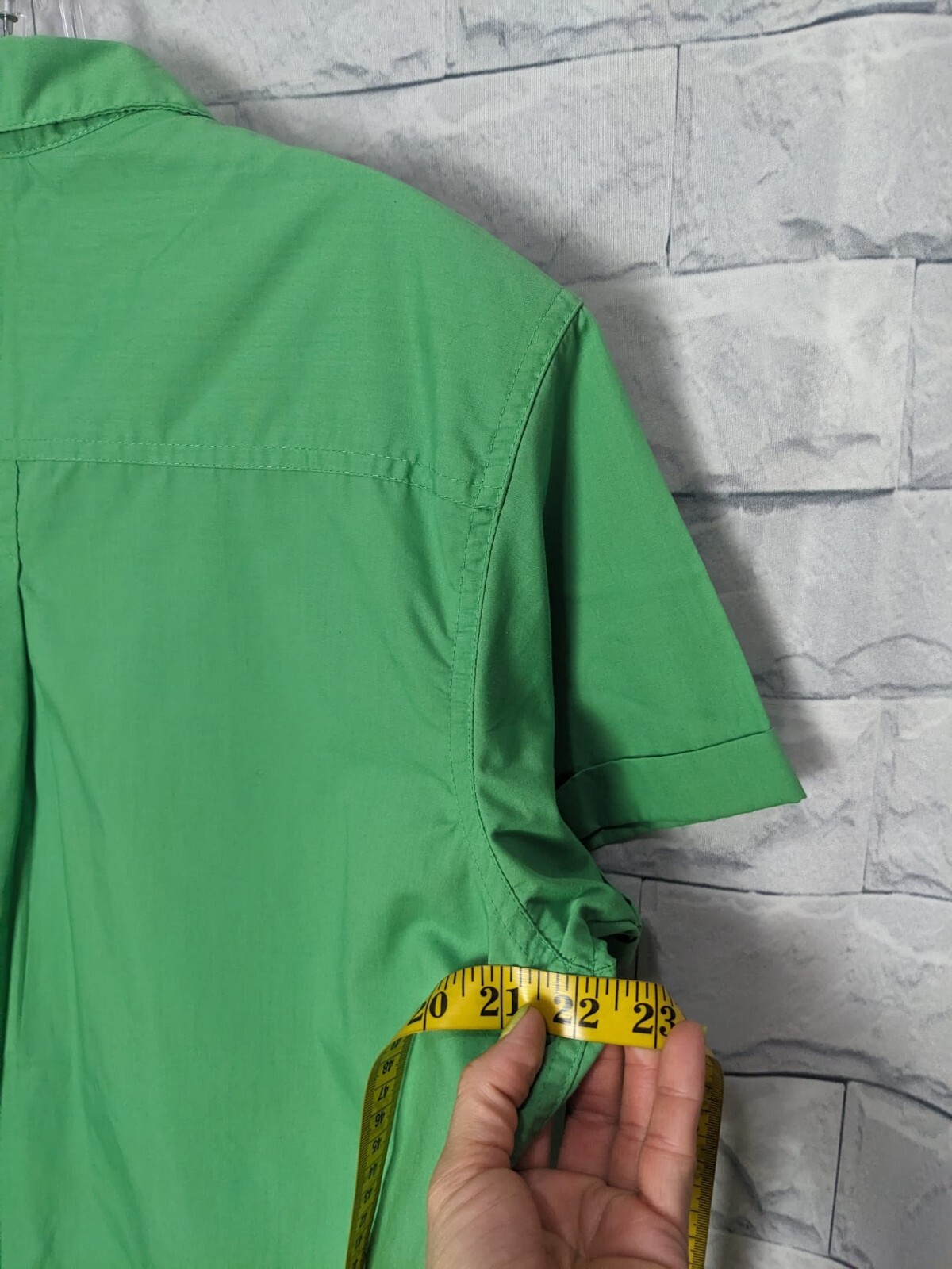 Basic Editions Women's Green Button-up Collared T… - image 7