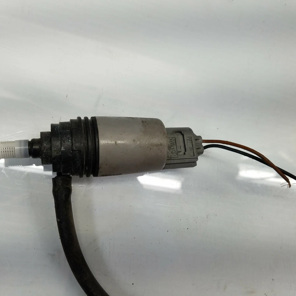 2006-2011 宝马 325I 328I 330I 挡风玻璃洗衣机液体泵 Oem 6934159 — 第 2/3 张图片