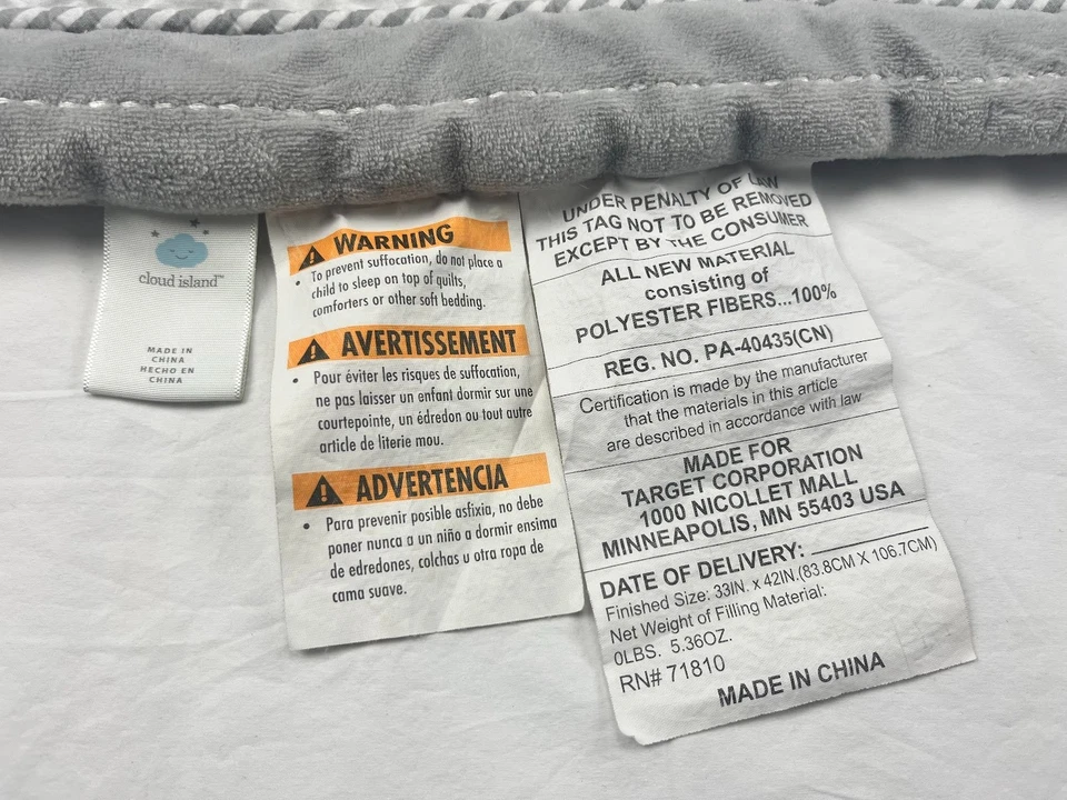 Manta acolchada Cloud Island gris safari animal bebé cuna objetivo unisex a rayas Foto 3 de 4