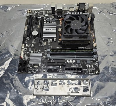 Gigabyte GA-78LMT-USB3 Motherboard Combo AMD FX 8320 8Gb