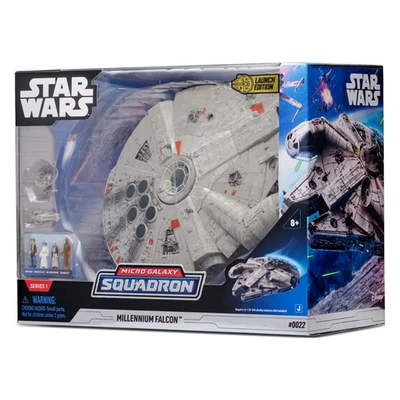 STAR WARS - Feature Vehicle - Faucon Millenium & Figurines - 23cm - Photo 1/4