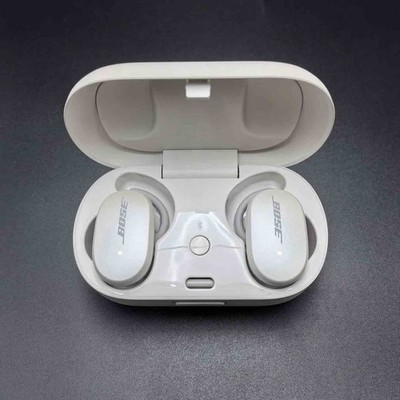 Bose QuietComfort QC Earbuds Active Noise Cancelling Bluetooth Headphones White