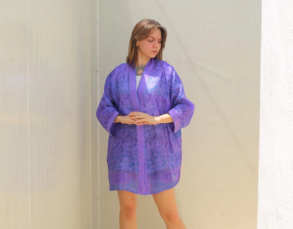 Chaqueta plumero kimono corta de seda pura cárdigan gorra bata suelta púrpura PS KMS3302 Foto 3 de 4