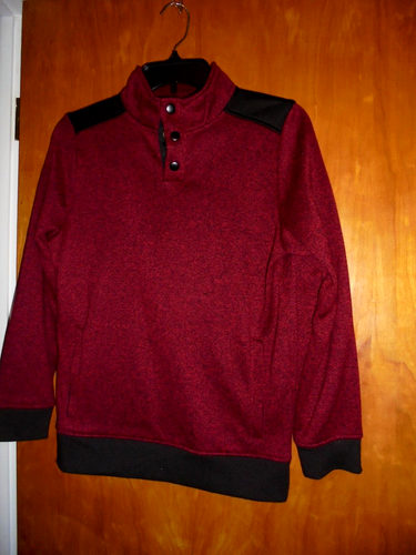 New BOYS URBAN PIPELINE BLACK Burgundy Sweater Fleece lined PULLOVER Size Large - Picture 3 of 6