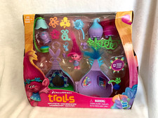 New 2015 Hasbro Dreamworks Trolls Poppy's Stylin Pod Doll  Accessories Playset