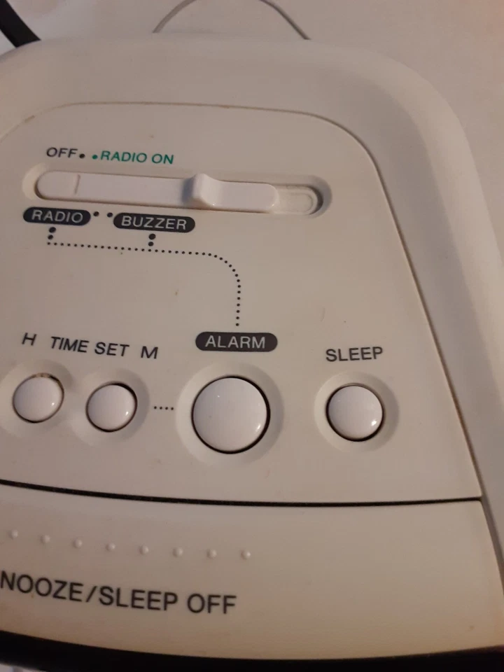 Reloj despertador Sony Dream Machine ICF-C112 blanco radio AM/FM *probado* Foto 4 de 4