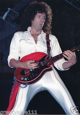 BRIAN MAY QUEEN PHOTO UNRELEASED EXCLUSIVE UNIQUE IMAGE 1984 WEMBLEY12 INCHES  