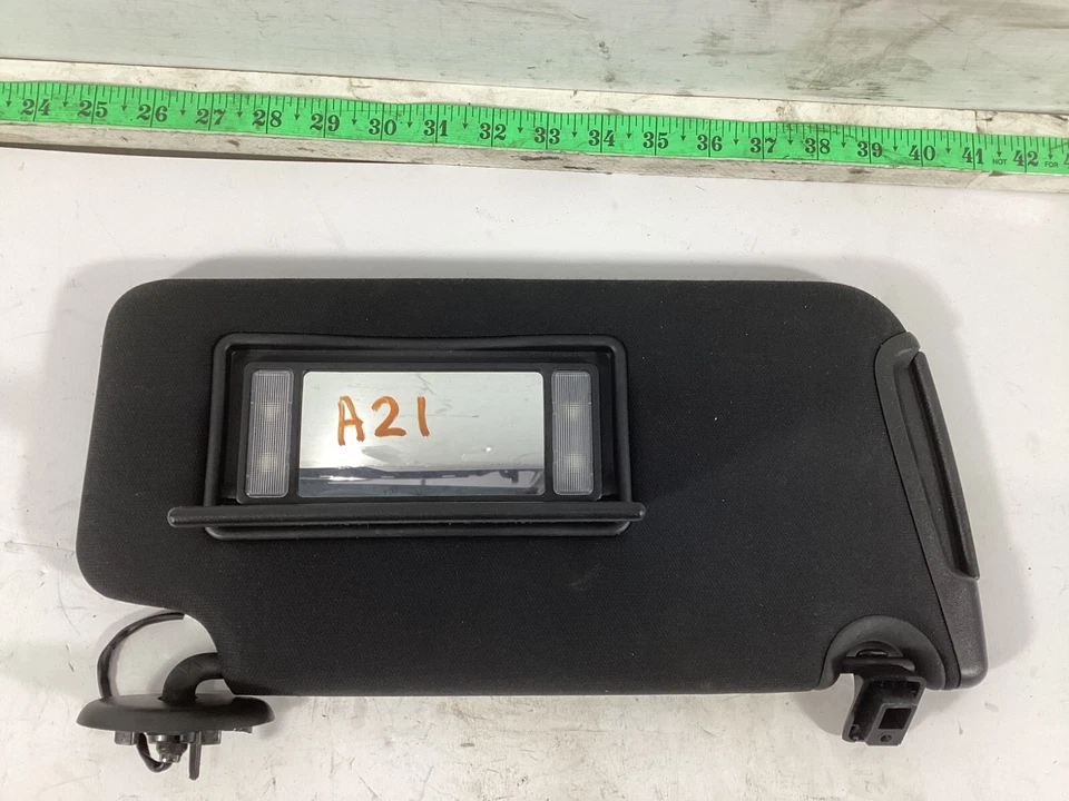 2011 - 2014 Dodge Charger Front Right Passenger Side Sun Visor Sunvisor OEM. - Image 4 of 4