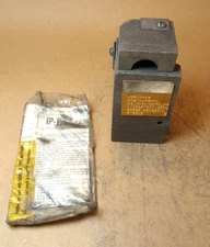 ERICO CADWELD VTP1H005 - #6 AWG. CONC. TO 1" DIA. COMPUTER PEDEST #15 WELD METAL