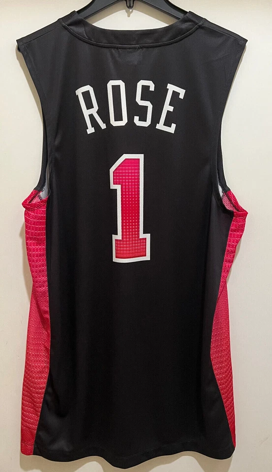 Camiseta deportiva Chicago Bulls #1 Derrick ROSE de MAJESTIC - Gráficos serigrafiados - NUEVA Foto 4 de 4