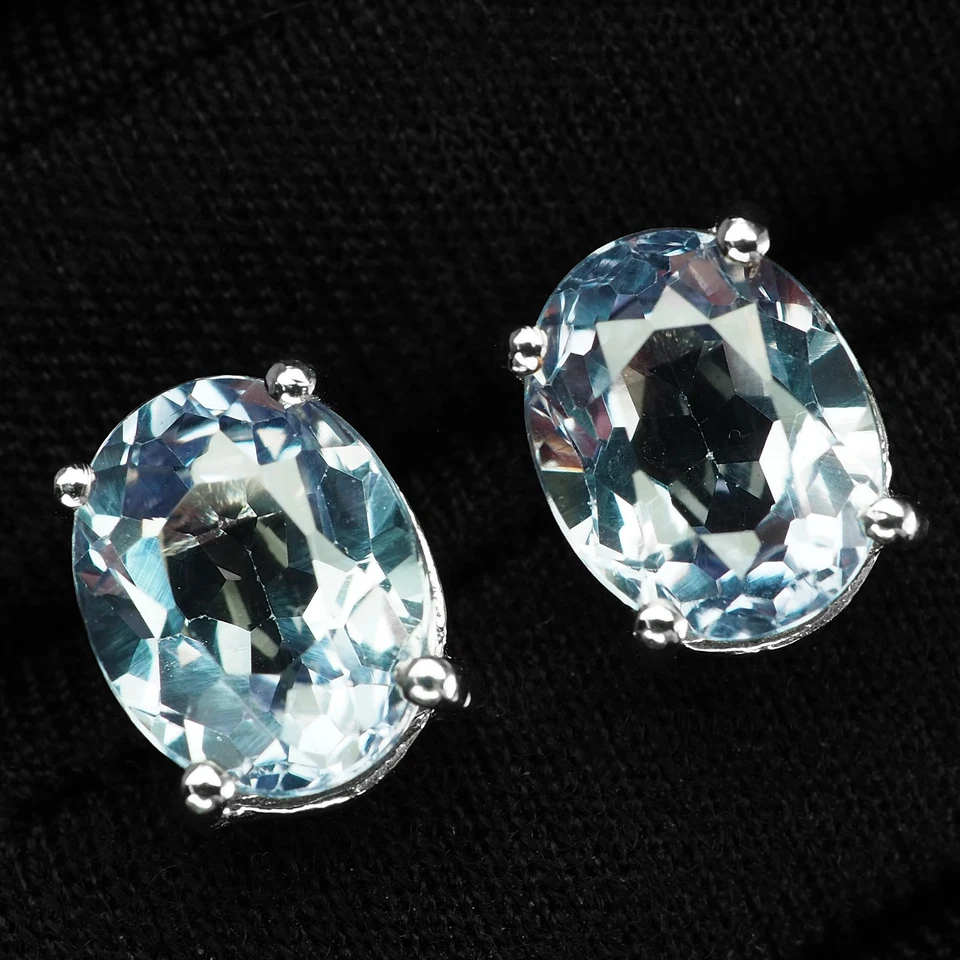 Fabulosos pendientes de oro blanco de plata de ley 925 de 5,05 quilates de alejandrita con cambio de color Foto 3 de 4