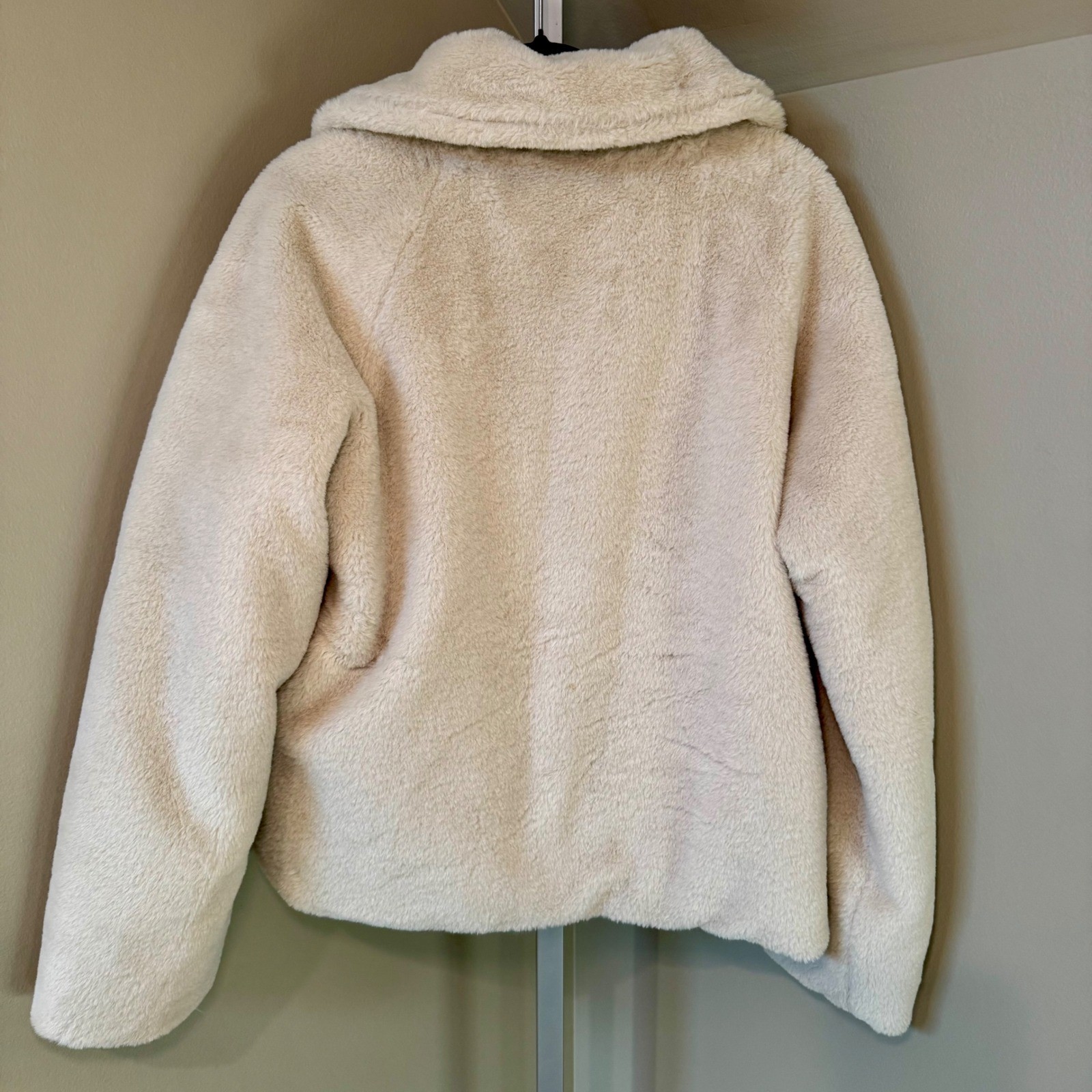 Reversible Shearling Lined Jacket Cream Button Fr… - image 4