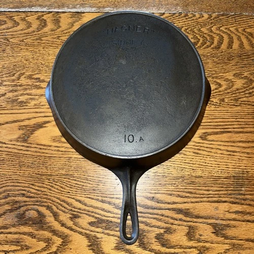 VINTAGE NO. 10A WAGNER SIDNEY O CAST IRON ROUND SKILLET RESTORED