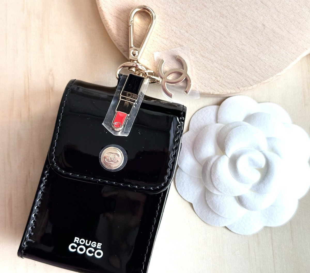 CHANEL Rouge Coco Patent Lipstick Case Pouch With Charm -Spring