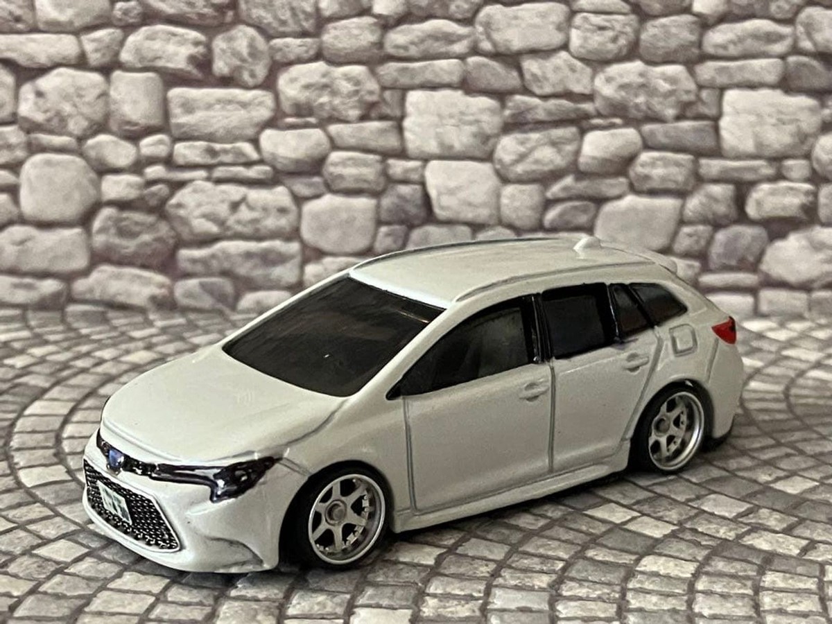 CHR COROLLA Touring ミニカー3台セット Custom 1/64 White Toyota Corolla Touring Wagon Diecast Model Car