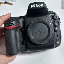 Nikon D700 12MP FX Full Frame DSLR Camera Body 51-Point AF 5fps Black English