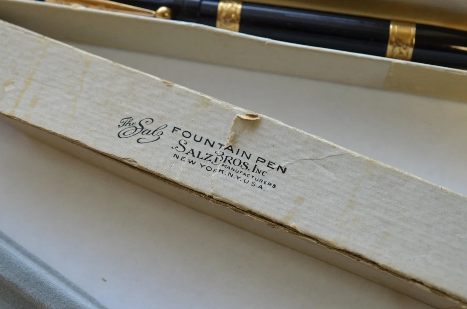 vintage fountain pen in box the Salz Bros New York large black gold lever fill - Image 4 of 4
