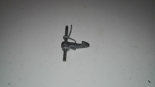 Indesit WIN 101 Waschmaschine Nase Türschloss Riegel