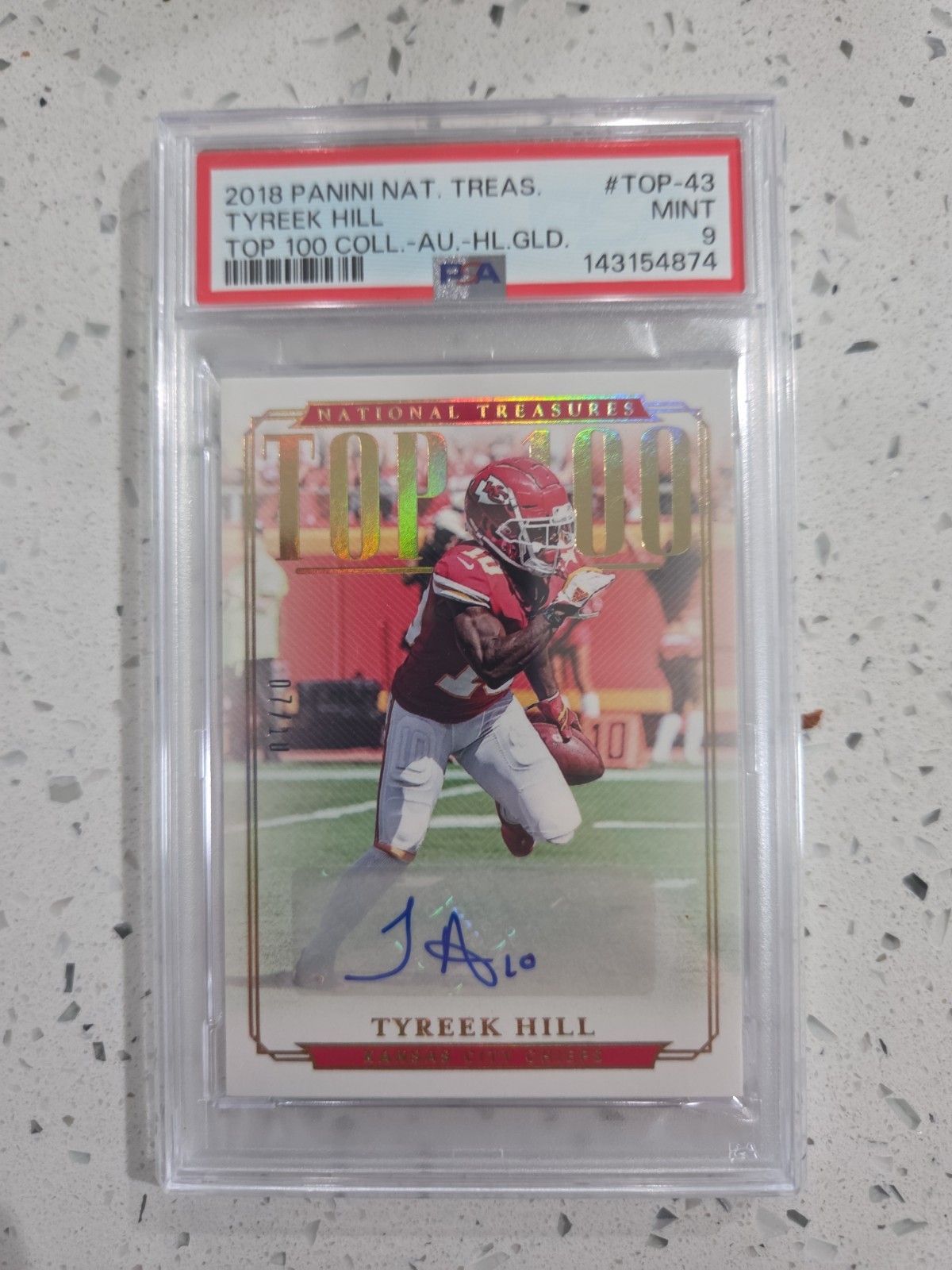 Tyreek Hill 2018 National Treasures #Top-40 Auto Gold Holo /10 PSA 9