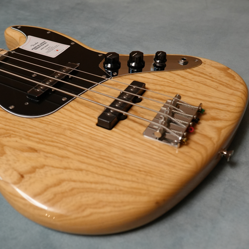 Fender Made in Japan Traditional 70s Maple Fingerboard Natural Jazz Bass - Picture 9 of 14