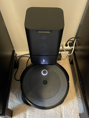 iRobot  is Roomba  i3+ EVO (3550) Wi-Fi  Connected Self-Emptying Robot Vacuum