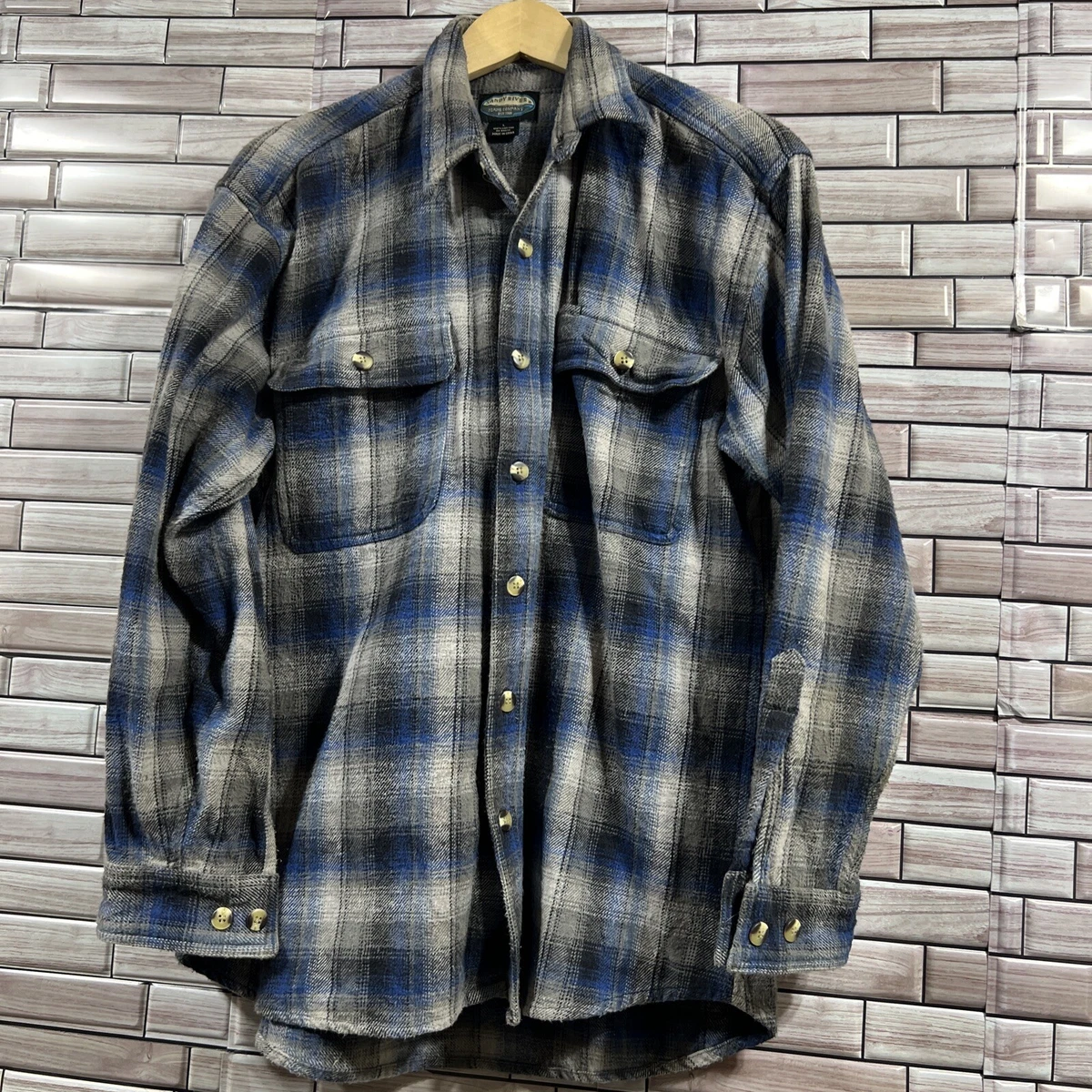 Sandy River Large Men Heavy flannel shirt blue plaid Long Sleeve Full Button Up