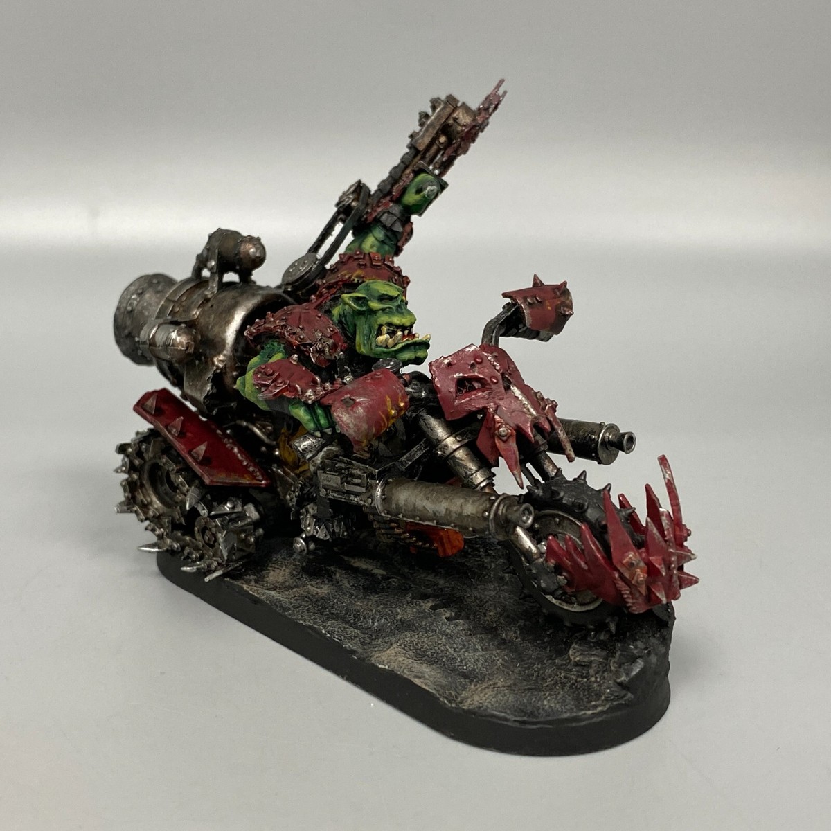 WARBOSS ON WARBIKE FORGEWORLD LOOTED BIKE VEHICLE WARHAMMER