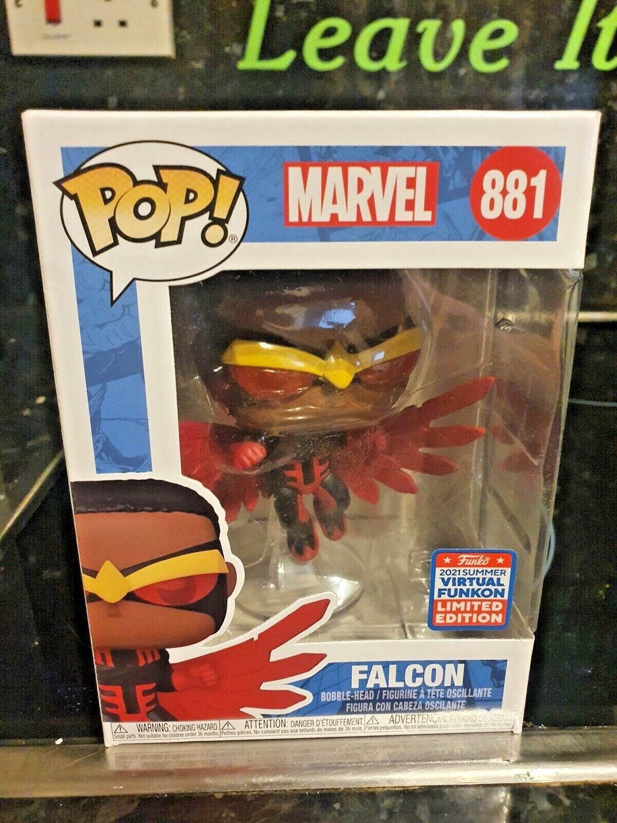 Funko Pop Marvel Falcon 2021 Edición Oficial De La Convención De Ee. Uu. 881 + Protector Pop