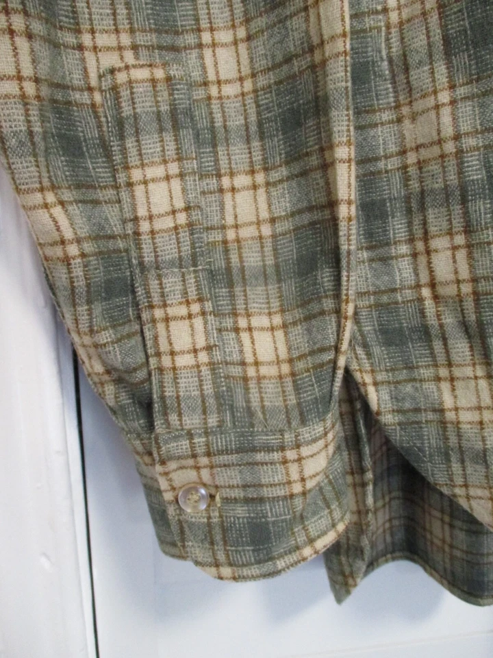 Woolrich vintage 70s beige green brown tartan plaid button pocket shirt XL - Image 3 of 4