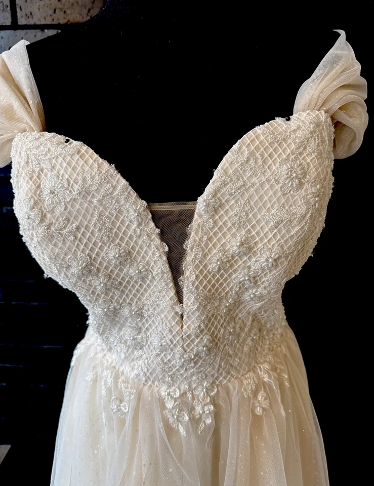 Tea Length, Reception, Beach, Glitter, Pearl, Size 10, Tania Olsen - Image 3 of 4