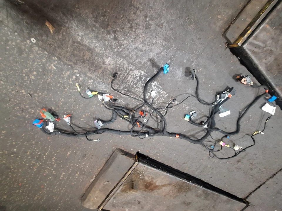 ALFA BRERA/159/SPIDER COMPLETE DASHBOARD WIRING LOOM RHD P/N 50502186 05-11 - Image 2 of 3