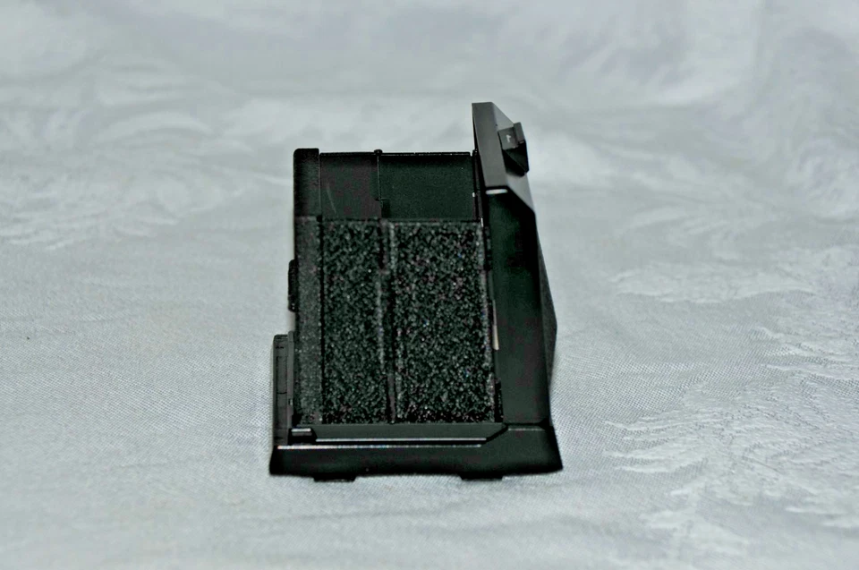 Bronica Waist Level Finder for Horizontal Low Angle Photography ETR Cameras - Image 2 of 4