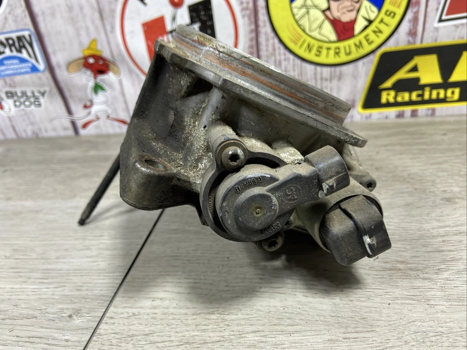 OEM 2000-2003 GM 4.3  Throttle Body Chevrolet S10 Blazer GMC Sonoma - Image 4 of 4