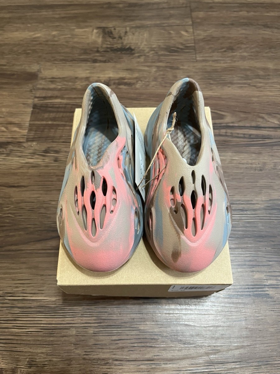 Adidas Yeezy Foam Runner Infants MX Sand Gray Sz 5k Brown GY3971