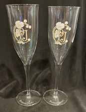 (2) Perrier Jouet - Piżama Logo Biały kwiat Szampan Flet Glass - OZNACZONE