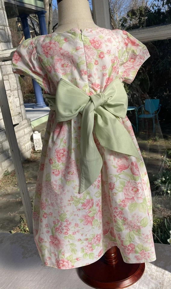Heavenly! Girls Sz 4T Special Occasion Dress Pink Roses Bow - Image 4 of 4