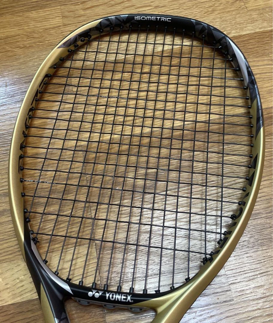 Yonex EZONE 100 GOLD Limited edition