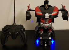 BUGATTI VEYRON TRANSFORMERS RECHARGEABLE Remote Control Car Toy Girls Boys Toys