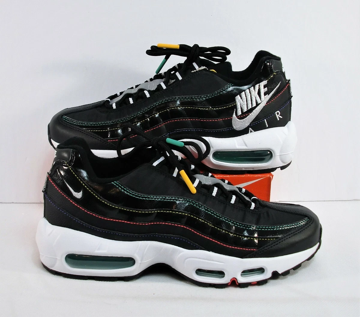 Nike air max 95 se windbreaker sales