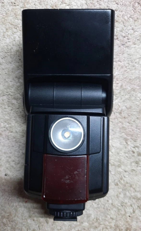 Precision Design DSLR450V High Power Auto Flash with LED Video Light - Image 2 of 3