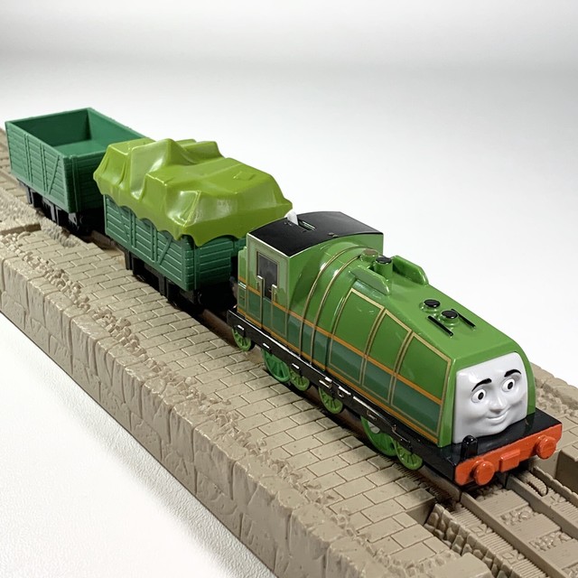 thomas and friends trackmaster gator