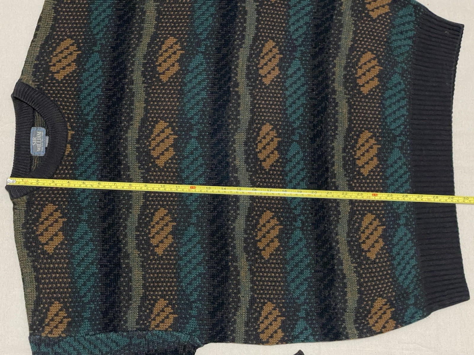 VTG Sir William Geometric Pattern Multicolor Swea… - image 10