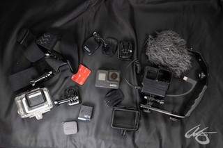 GoPro Hero7 Black 12 MP FULL KIT PLUS External Audio Mic Adapter!