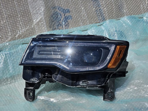 2014-2021 JEEP GRAND CHEROKEE TRACKHAWK SRT LEFT HEADLIGHT Bi-XENON AFS OEM - Picture 4 of 20