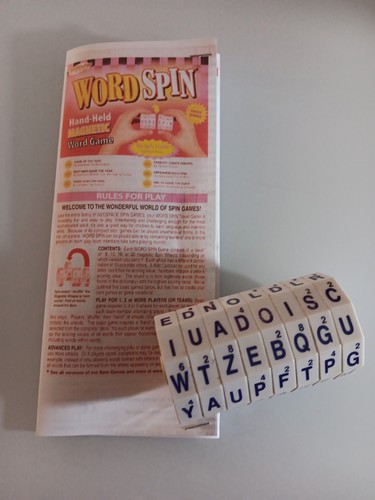 Word Games Word Spin Game Hand-Held Magnetic Game 6+ Portable Games 1995 Vintage