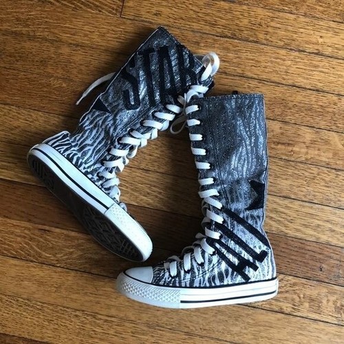 converse boots with zipper