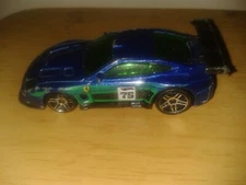 Hot Wheels - Ferrari 575 GTC 575GTC - Diecast Collectible - 1:64  (D27b1)